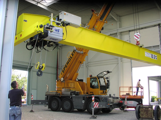 FEM 5Ton Single Beam European Overhead Crane With Trolley Yellow Painting