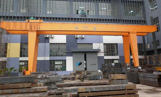 Heavy Duty Double Girder Gantry Crane 10-75t Lifting Capacity Schneider Motor A5-A8 Working Duty