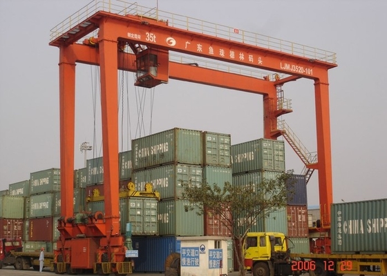 ODM A6 Port Container Crane 15.4M-18.2M Lift Container Gantry Cranes With Spreader