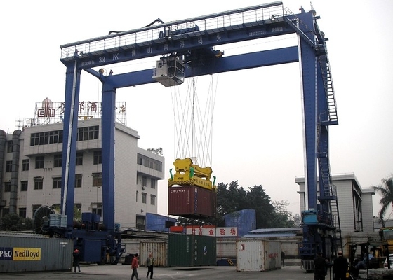 ODM A6 Port Container Crane 15.4M-18.2M Lift Container Gantry Cranes With Spreader