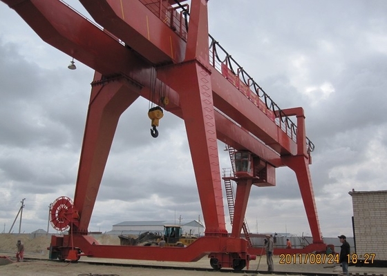 50/10 Ton Double Beam Wheeled Gantry Crane 38.5m/Min Cabin Control