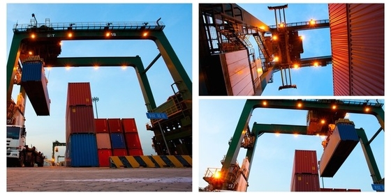 QU70 QU80 Rail Port Container Crane Automated Stacking Container Unloading Crane