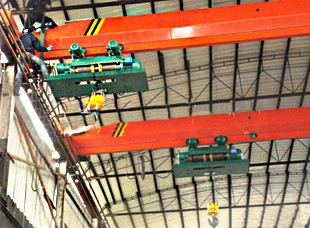6-20m Lift Height Foundry Single Girder Overhead Crane With Heat Resistance Shield