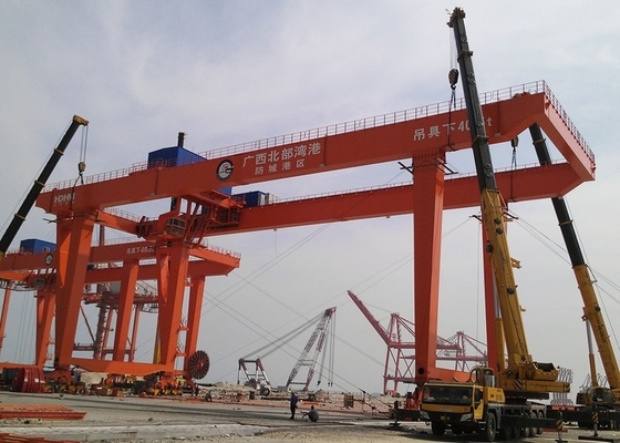 Heavy Duty 40' 20' Port Container Crane Prevent Swinging And Twisting