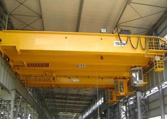 Compact FEM DIN 30m/Min European Overhead Crane In Warehouse