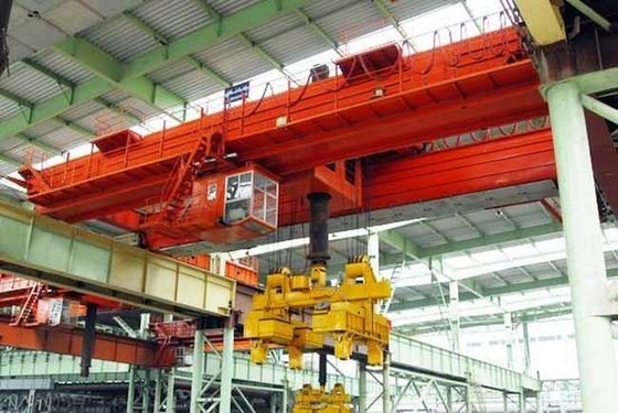 Electrical 5T Span 15M Double Girder Overhead Crane For Warehouses