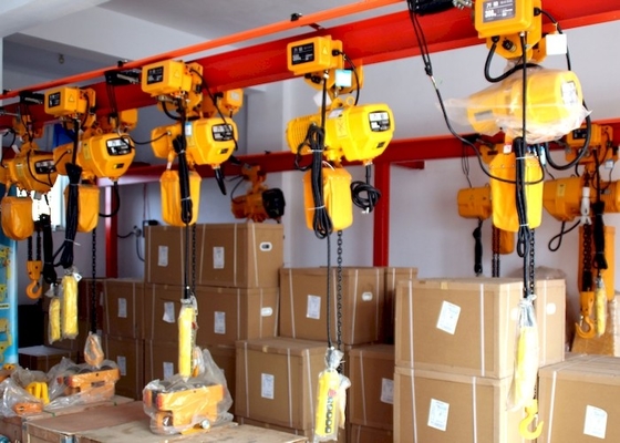 Medium Heavy Duty Low Headroom Chain Hoist IP55 Industrial Material Handling Hoists