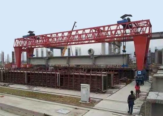 18m Lift Height Construction Crane Equipment 20-900 Ton Box Girder Crane